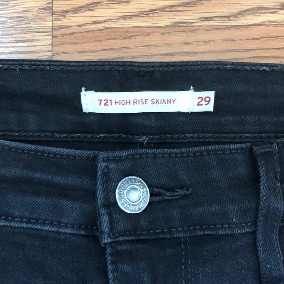 Black Levi’s jeans - Picture 5 of 6